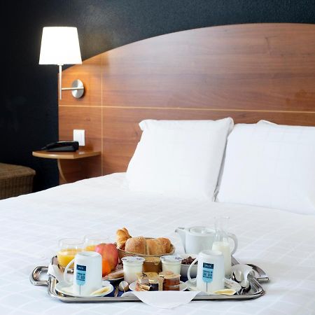Kyriad Hotel Clermont Ferrand Centre Екстериор снимка