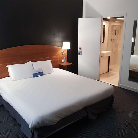 Kyriad Hotel Clermont Ferrand Centre Екстериор снимка