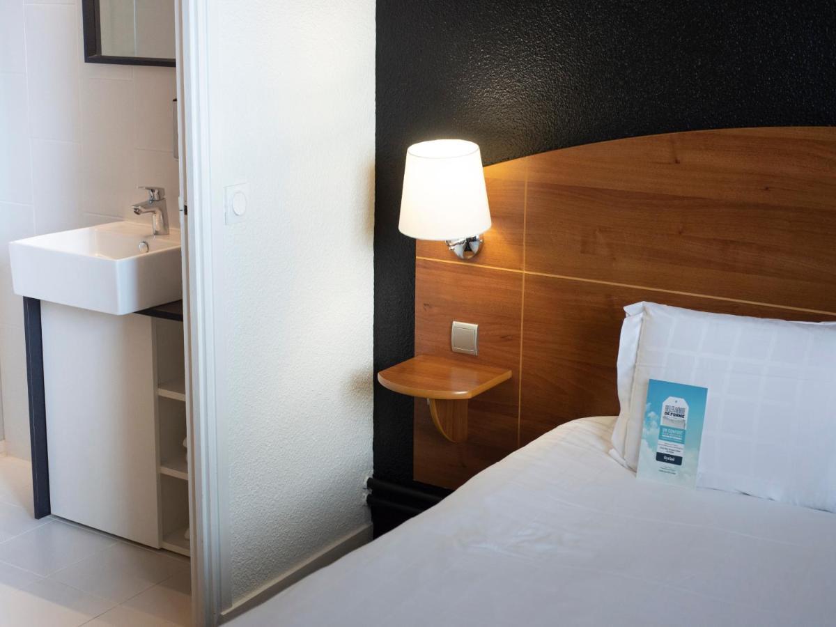 Kyriad Hotel Clermont Ferrand Centre Екстериор снимка