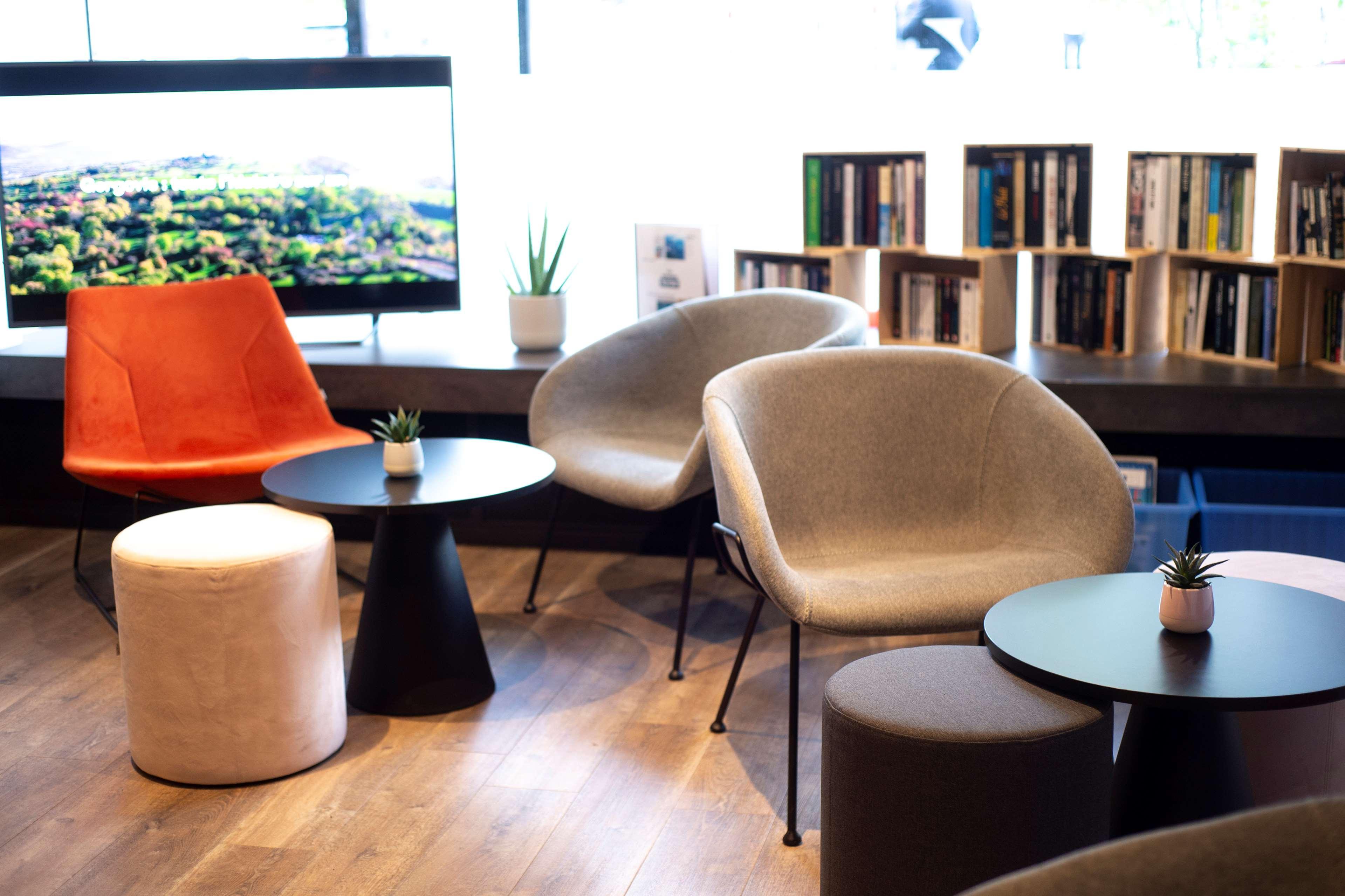 Kyriad Hotel Clermont Ferrand Centre Екстериор снимка